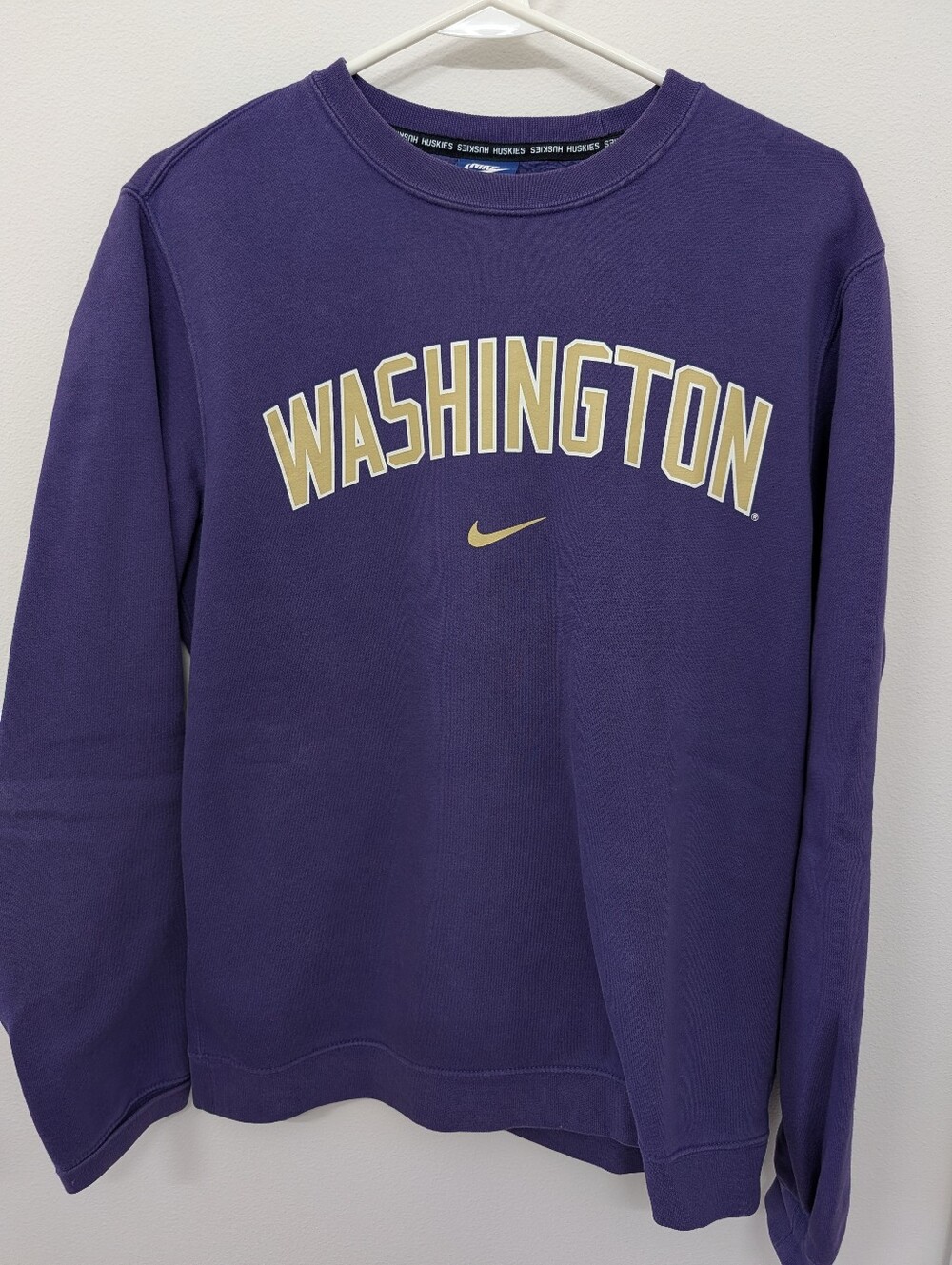 Nike University Of Washington Sweatshirt